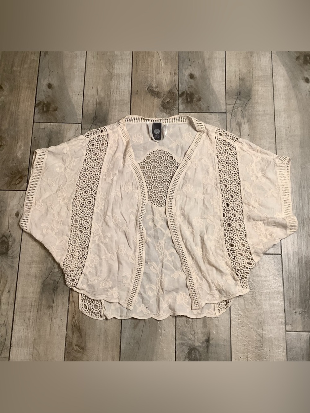 Vince Camuto Cream Lace Crochet Cover-Up